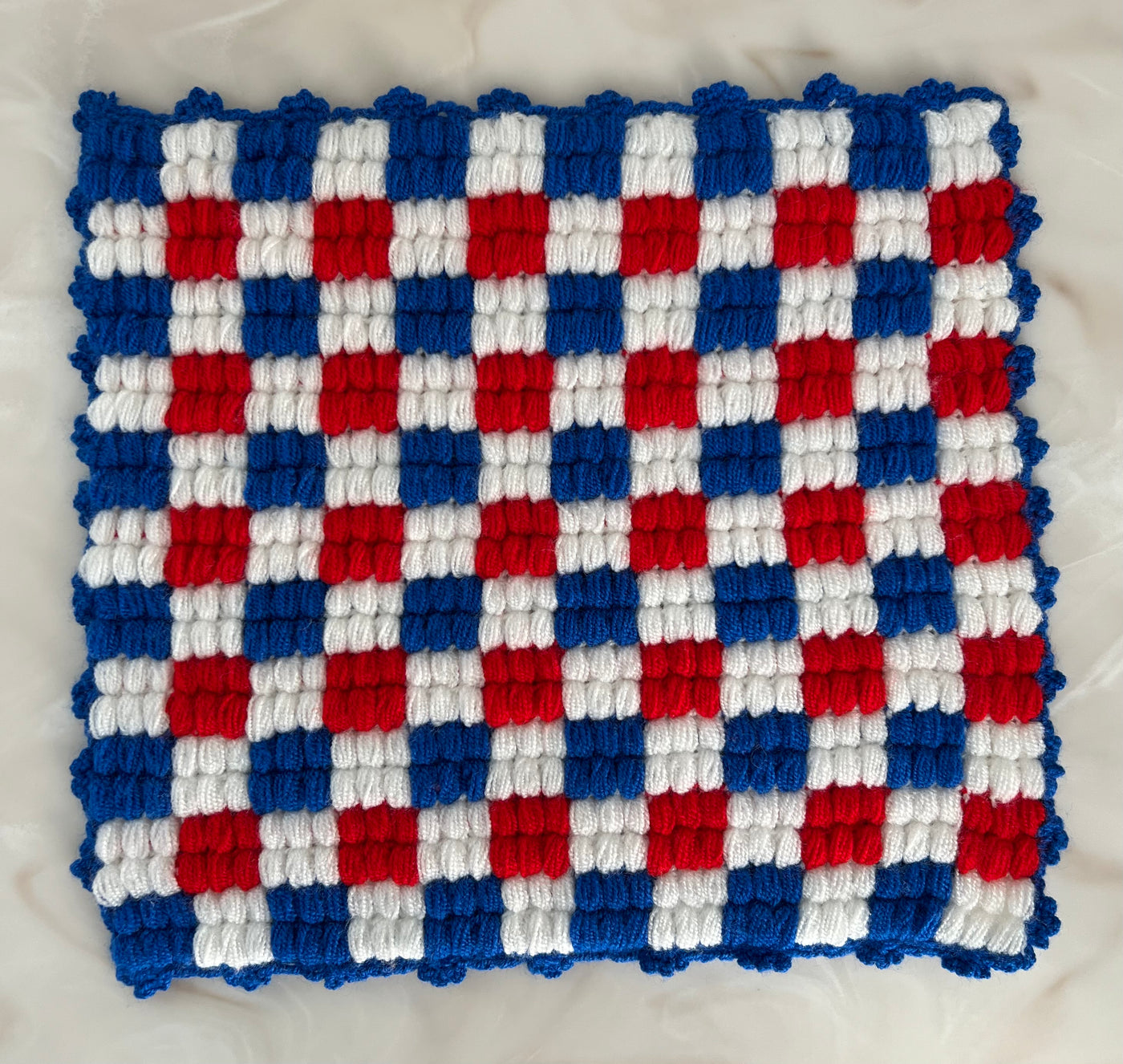 Checkered Loofah White & Blue & Red